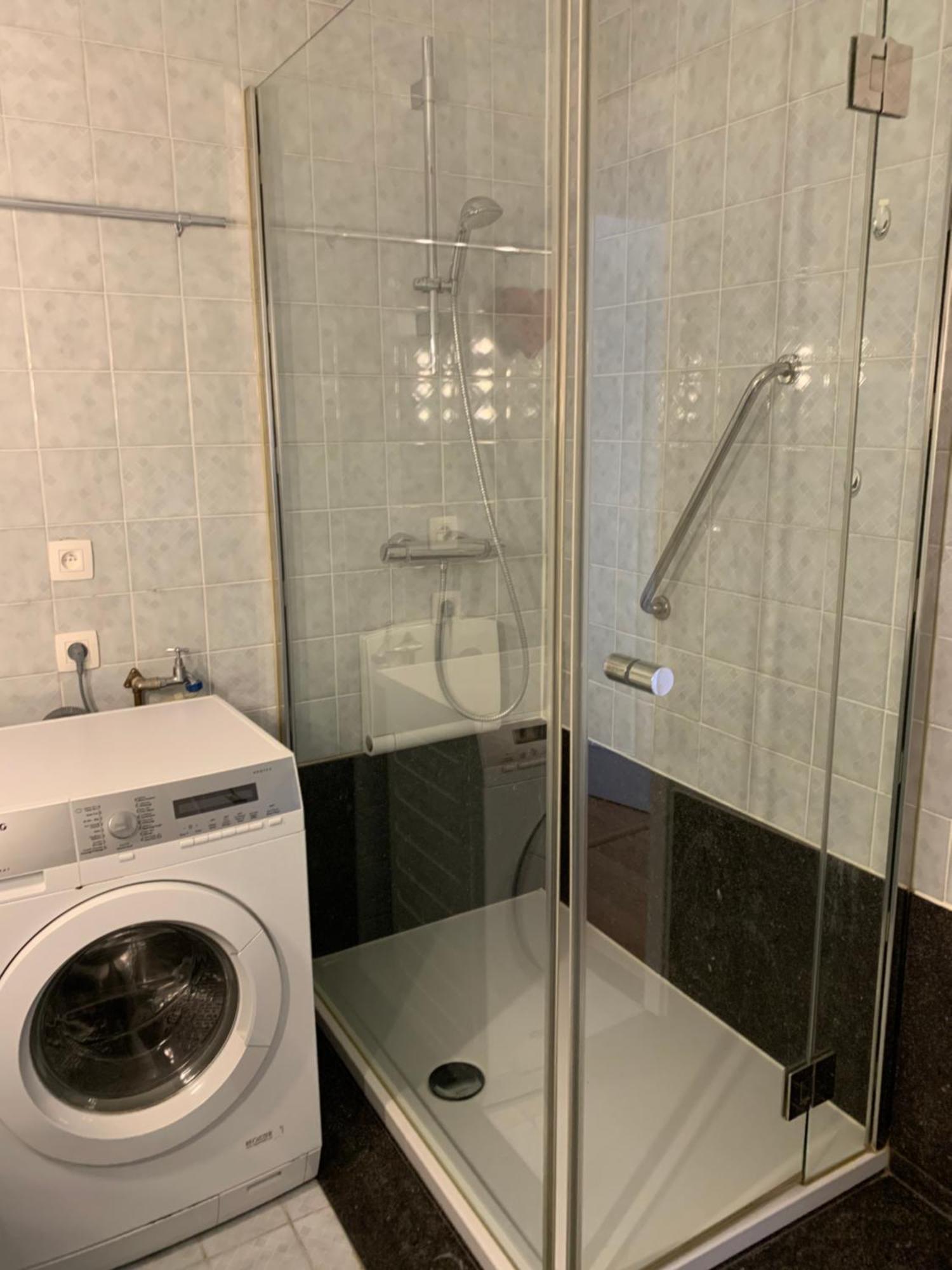 Apartment Linkerover- City Centre & Cathedral View Антверпен Екстериор снимка